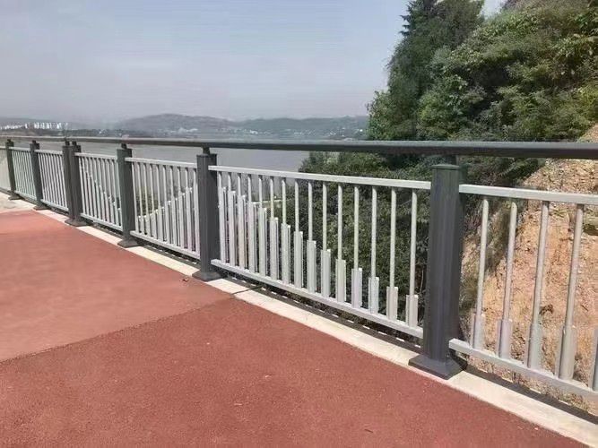 蓬溪鋁合金護(hù)欄